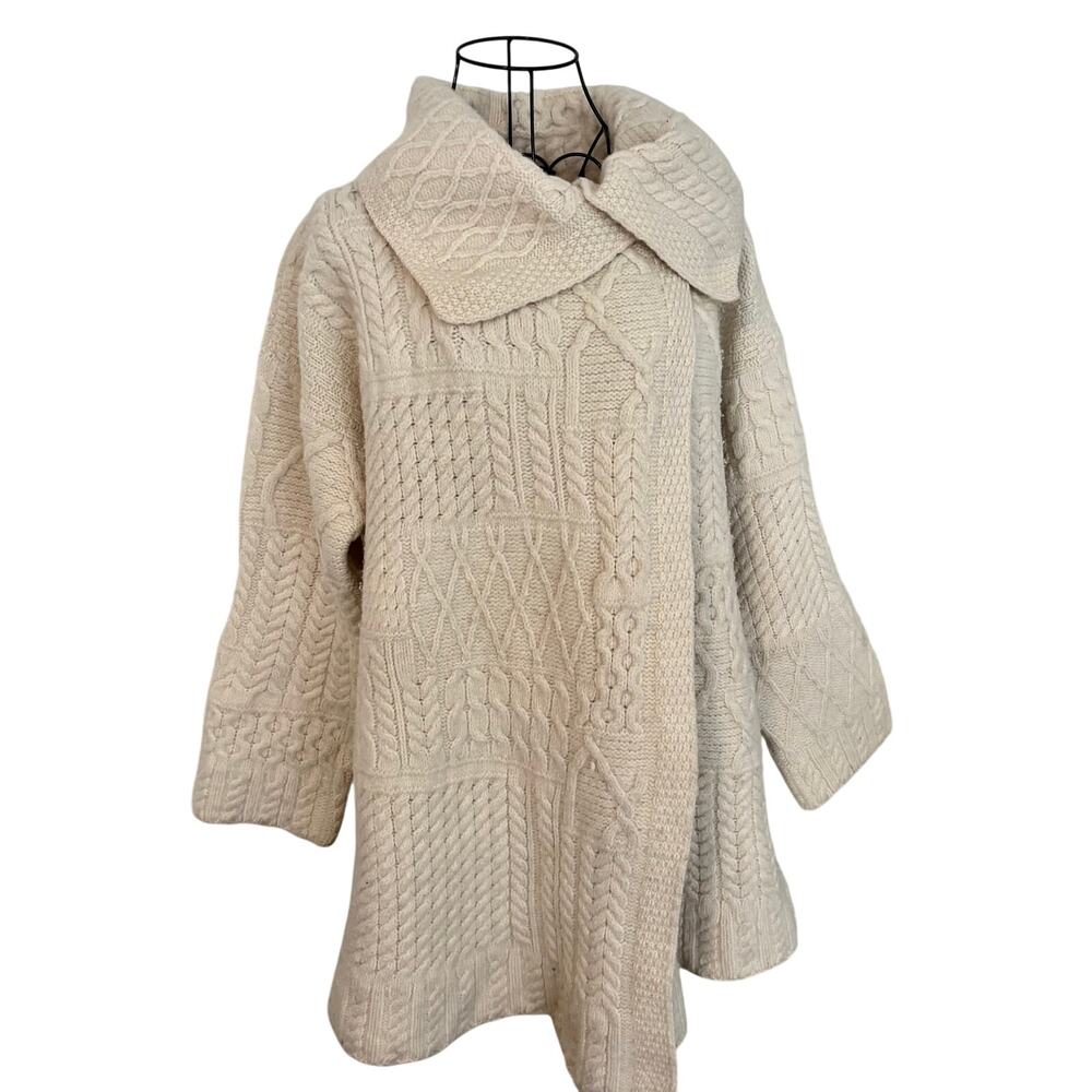 Vintage 60s Carraig Donn Ireland 100% Merino Wool Fisherman Knit Swing Cardigan